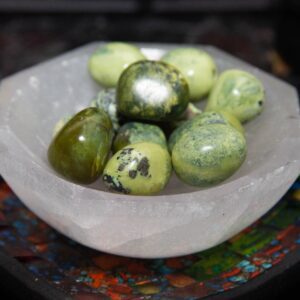 Medusa Serpentine Spirit Stone