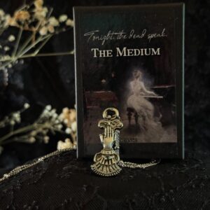 The Medium necklace
